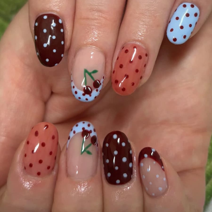 Short Glossy Oval European and American Cross-Border Export Blue French Polka Dot Wine Red Sweet Cherry Wearable Nails 24 Pieces