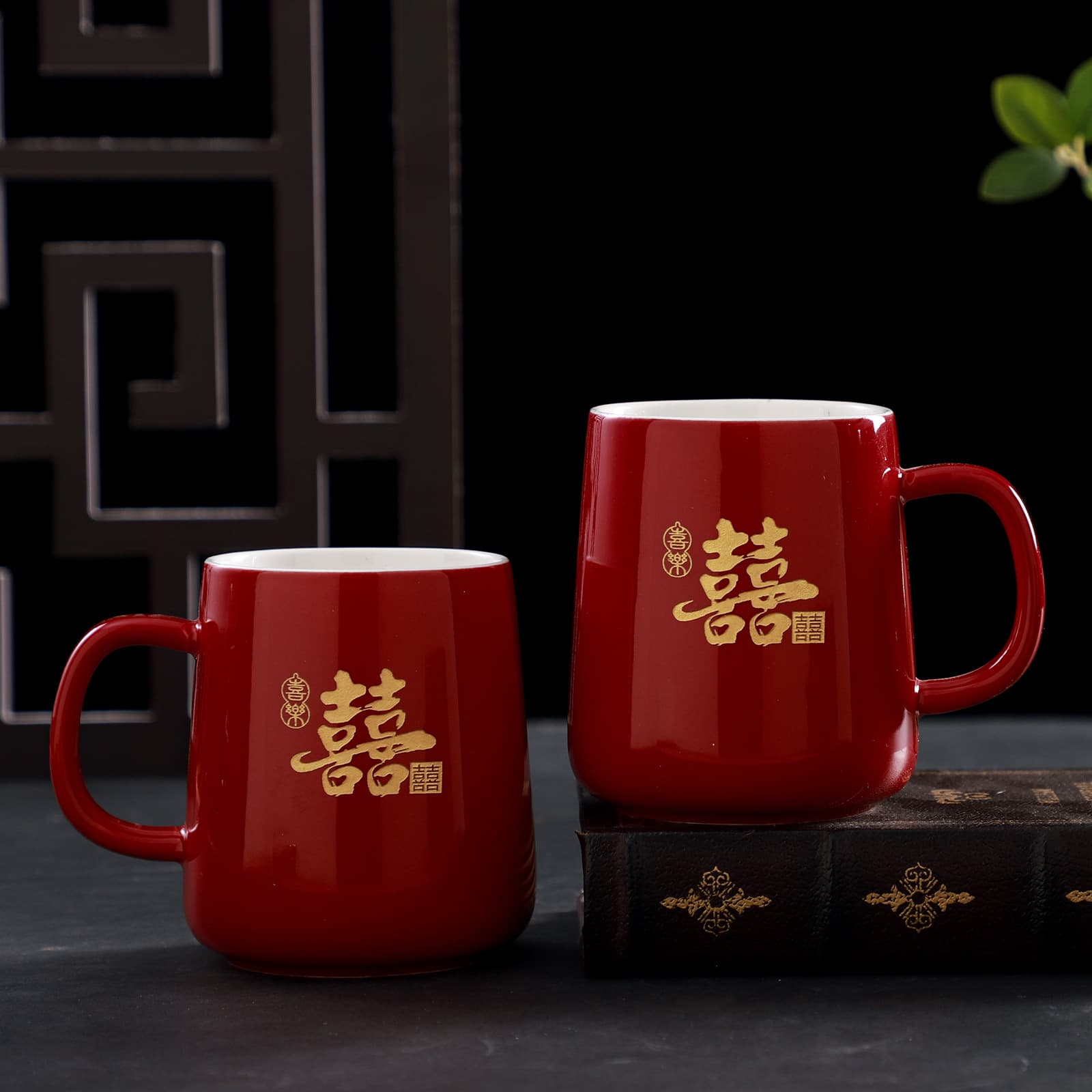 Creative Red Ceramic Toothbrush Cup Pair for Bride's Dowry, Newlywed Gift Set with Mouthwash Cups