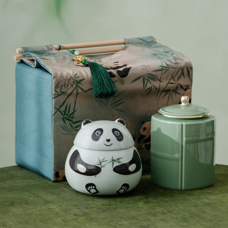 Panda ceramic tea caddy gift box, cultural and creative ceramic gift, universal tea packaging box, sealed container, Dehua ceramic