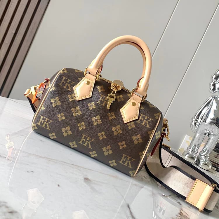 New Monogram CarryAll Women's Tote Bag Nano Pillow Bag Baguette Bag Horn Bag Ivy Mahjong Bag Bucket Bag