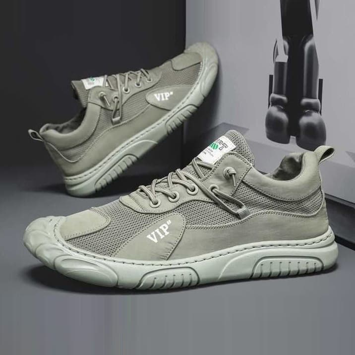 Cross-Border 2026 Men's Mesh Breathable Shoes Fabric Shoes Outdoor Casual Work Shoes Sports Trendy Versatile Work Shoes