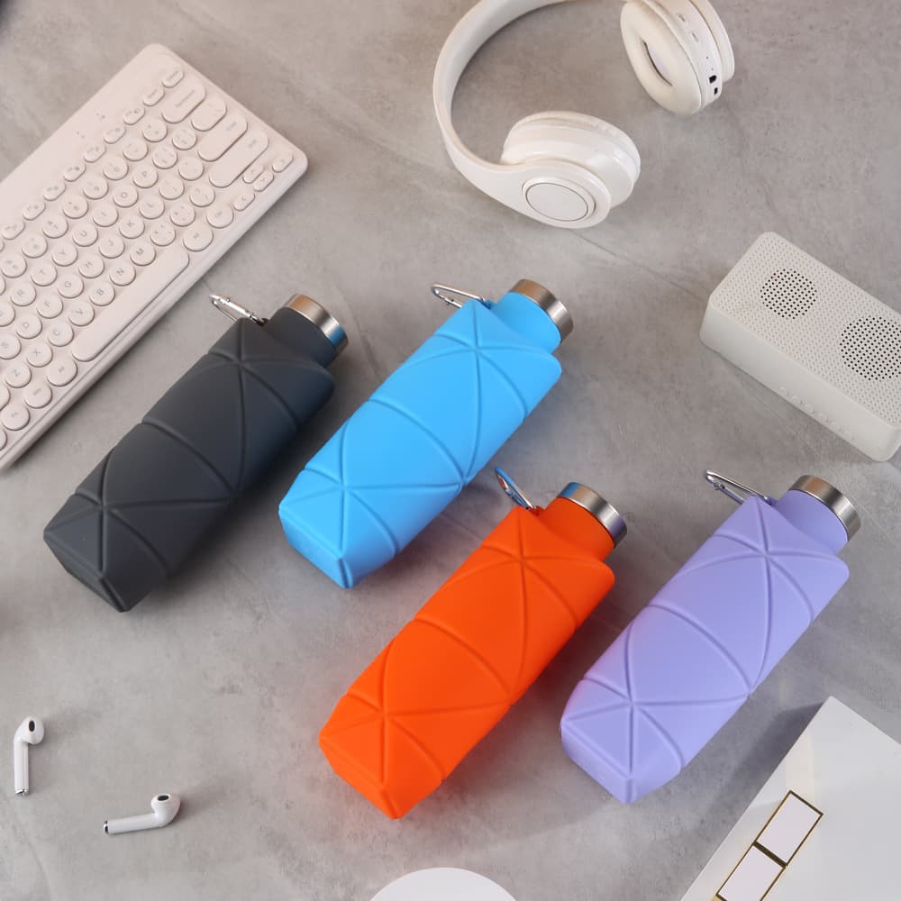 Creative Diamond-Shaped Portable Water Bottle, Silicone Collapsible Telescoping Cup, 700ml Outdoor Sports Bottle