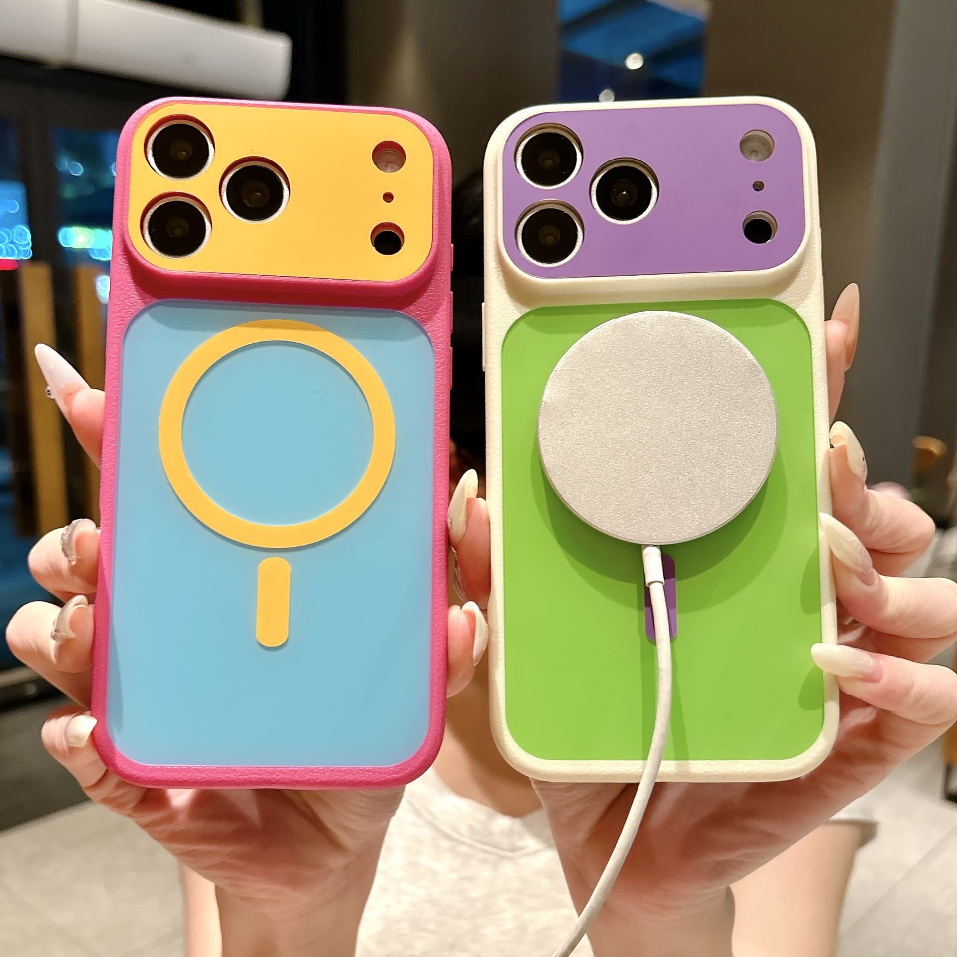 Suitable for Apple 17Promax fine hole iPhone16Pro mobile phone case 14candy 13magnetic 15prmax contrasting color