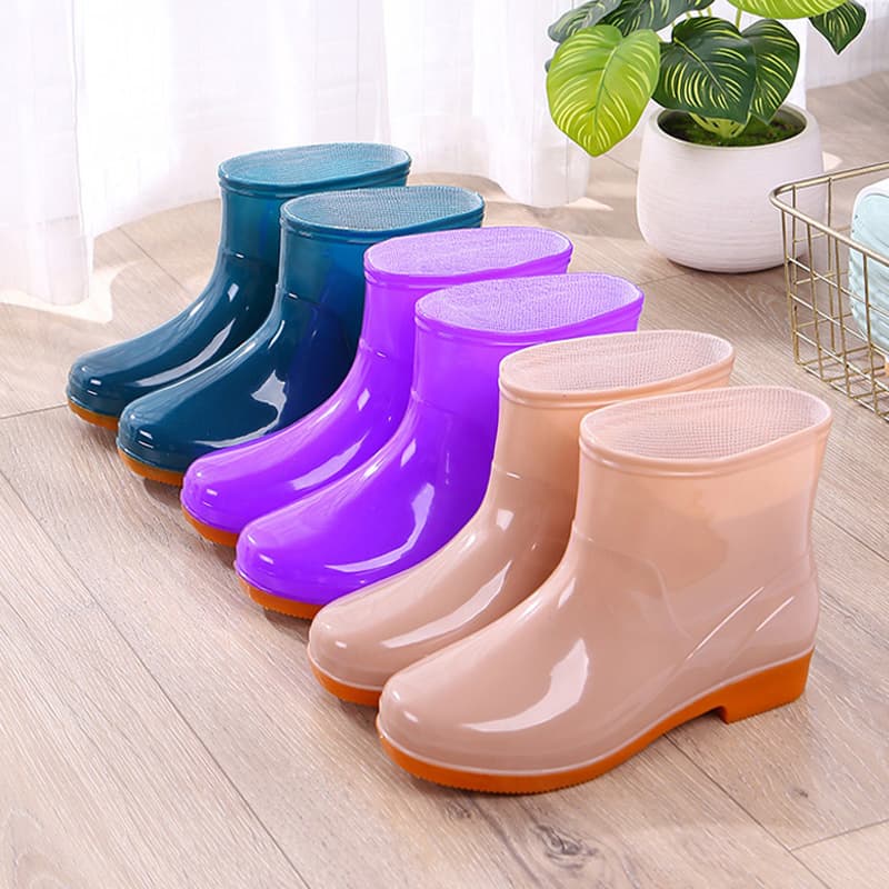 Oxford Sole Rain Shoes Women Fashion Short Anti-slip Water Shoes Wholesale Adult Wearable Water Boots Waterproof Rain Boots Work Rubber Shoes