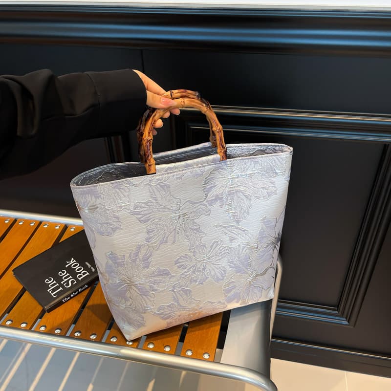 Niche design bamboo handbag tote bag for women 2025 new style cheongsam matching commuting bag travel wholesale