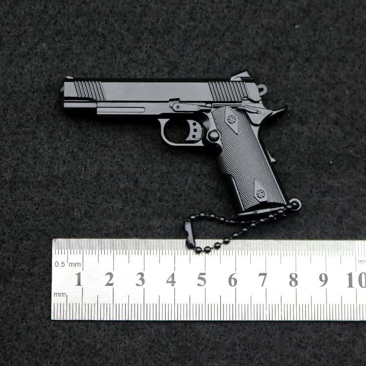 1:3 Scale M1911 Colt Gun Model Keychain, Ordinary Disassembly, Non-Firing, for Export
