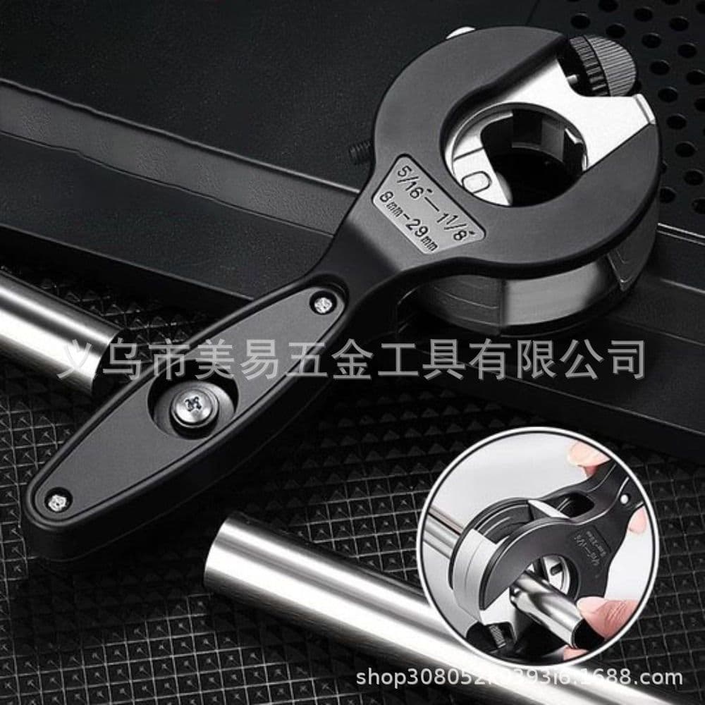 8-29mm Ratchet Pipe Cutter High Hardness Replaceable Blades Cutting Manual Tool Zinc Alloy Labor-Saving Pipe Cutter