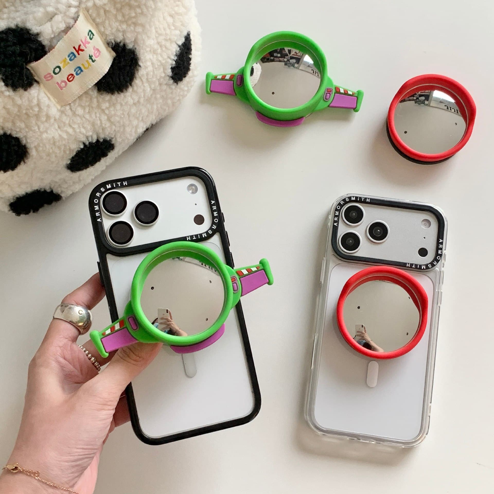 Creative Funny Wide-Angle Distortion Mirror with Magnetic Stand, Novelty Red Green Couples Gift