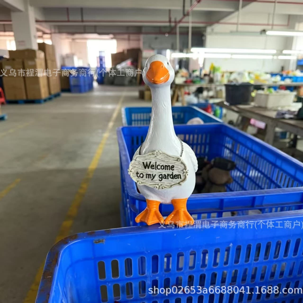 Cross-border Goose statue resin white goose decorative statue festival outdoor courtyard garden desk decoration porch