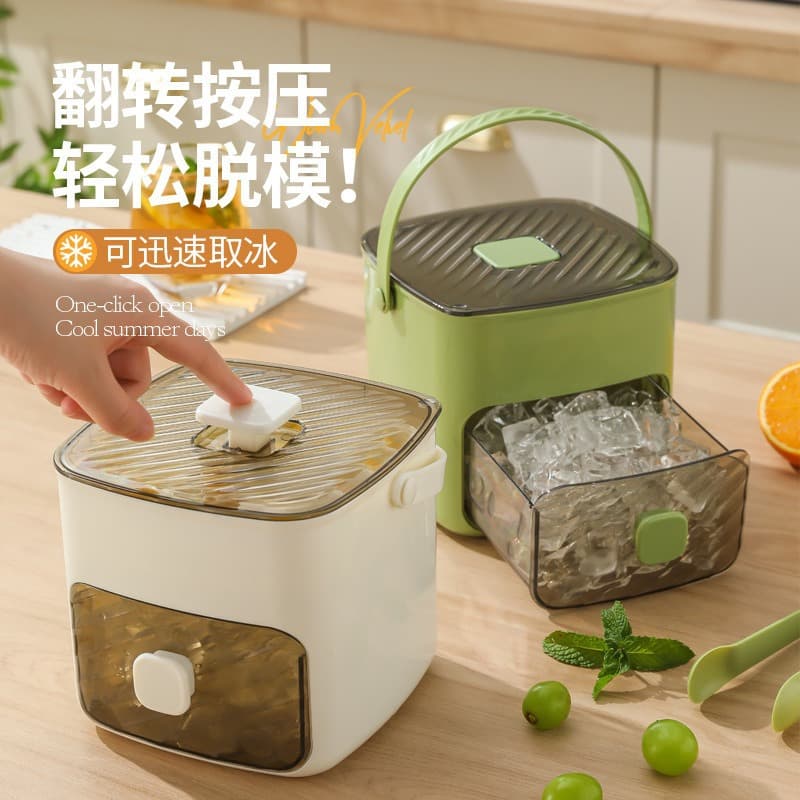 Ice Cube Tray with Lid and Handle, Silicone Mold for Ice Balls, Large Capacity, Food-Grade, Freezer-Safe