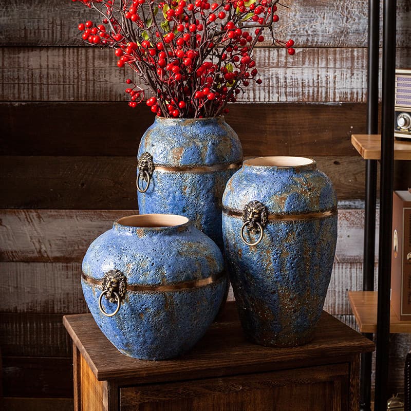 Retro blue Chinese-style ceramic vase, old clay pot, living room flower arrangement, flower ornaments, stoneware vase three-piece set