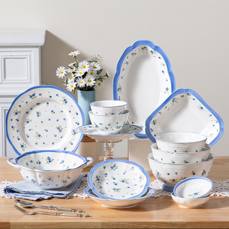 Landai retro light luxury ceramic household tableware underglaze color bowls and plates set underglaze color high temperature porcelain rice bowls and dishes