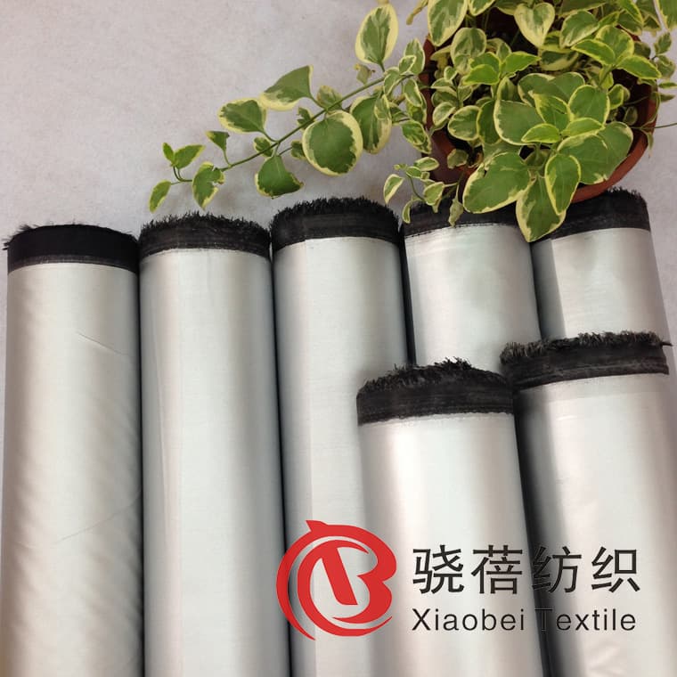 2m Thick Washed Silver Double-sided Silver Blackout Fabric Oxford Fabric Insulated Curtain Beach Flag Material Manufacturer