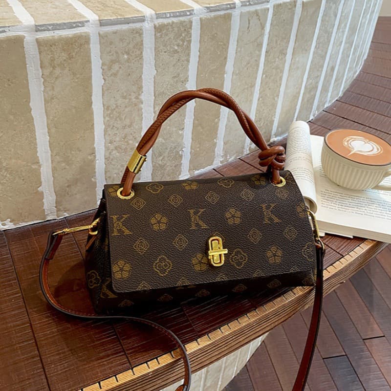 Premium Light Luxury Niche Handbag for Women 2026 New Versatile Fashion Top Handle Bag Shoulder Bag Commuter Crossbody Bag