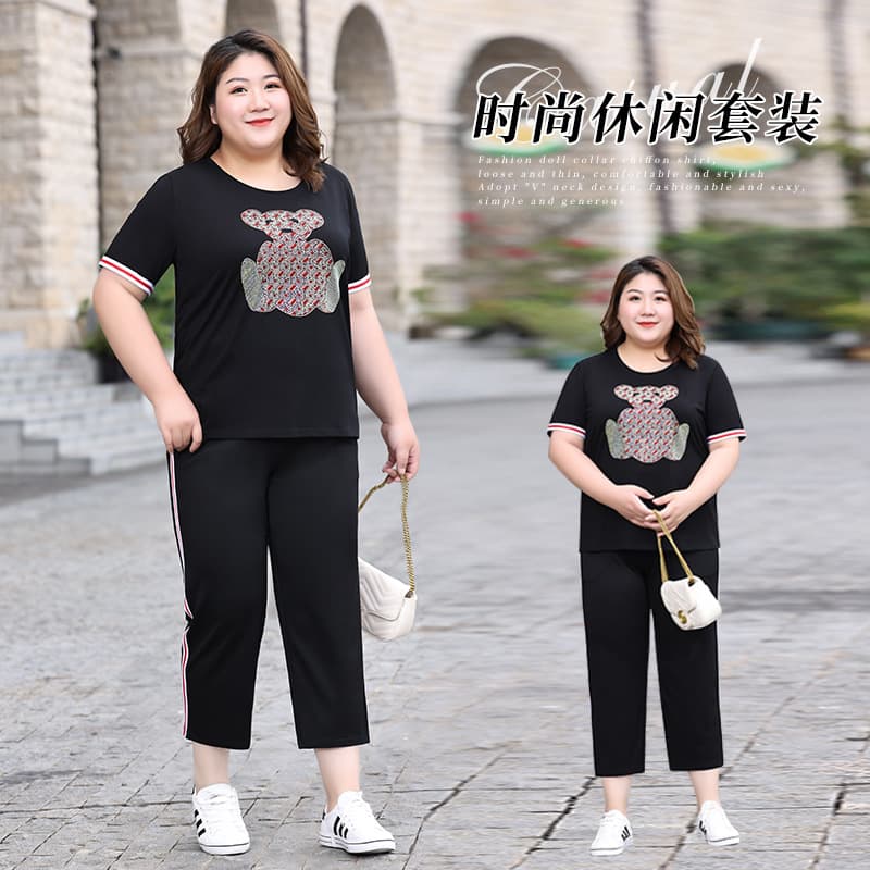 New Summer Plus Size Women's Rhinestone Short Sleeve Sport Casual Set Loose Slimming Capri Pants Two-Piece Set