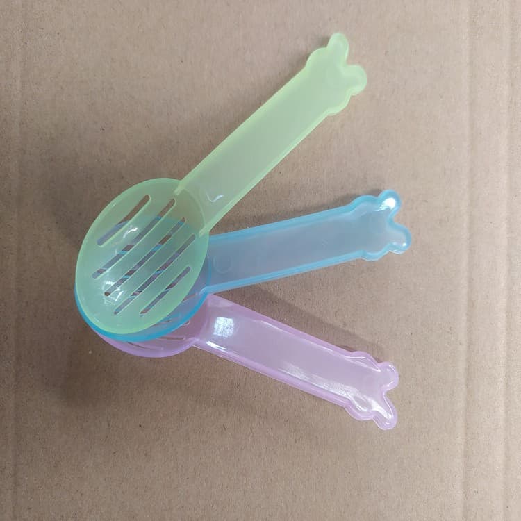 Hamster and Chinchilla Sand Shovel, Sand Scoop, Bath Sand Shovel, Urine Sand Clumping Pad, Cleaning Bathroom Shovel, Bathroom Accessories, Small Hamster Cleaning Tools