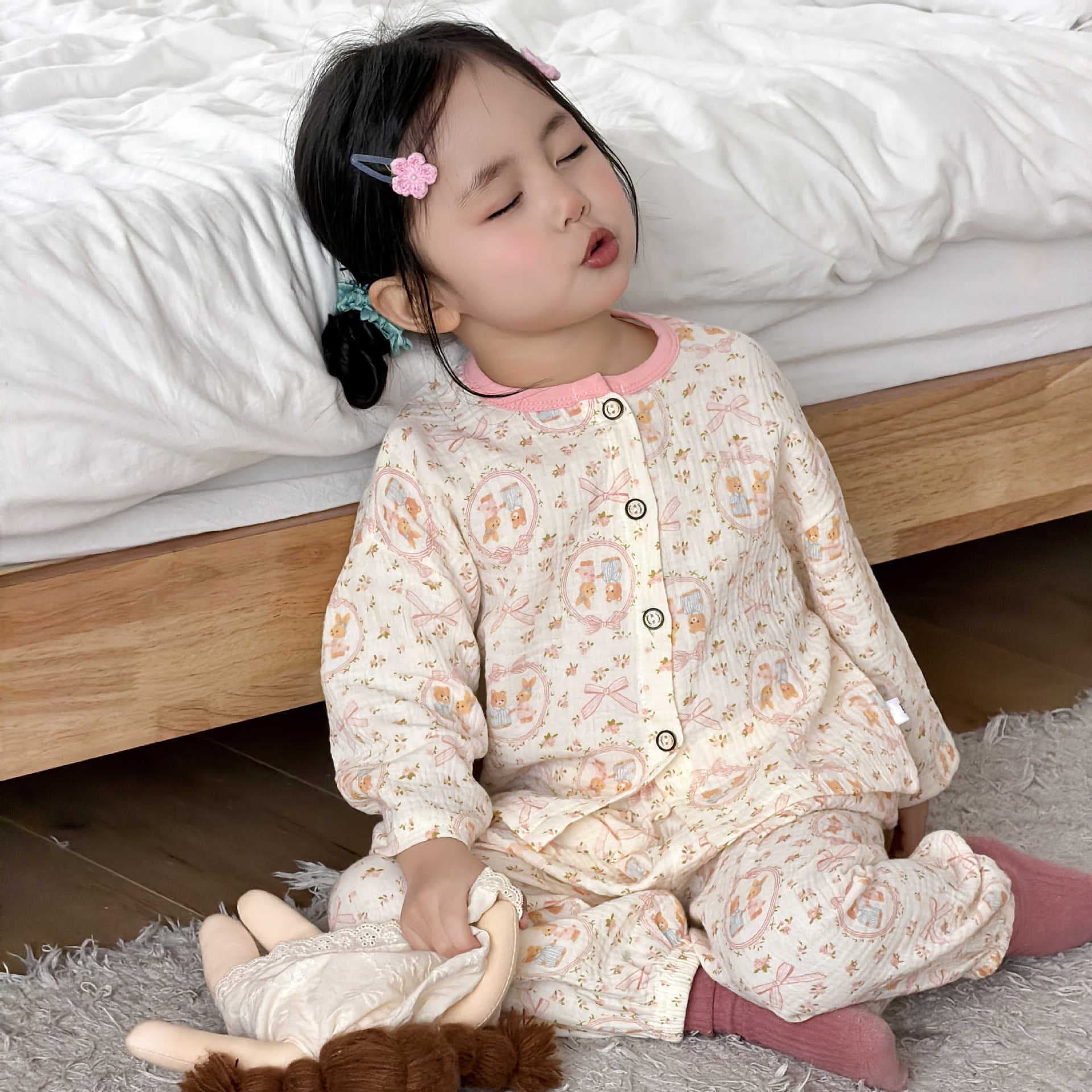 Children's cartoon pajamas, baby pure cotton gauze home clothes, boys' cotton gauze nine-quarter sleeve home clothes, girls' suits
