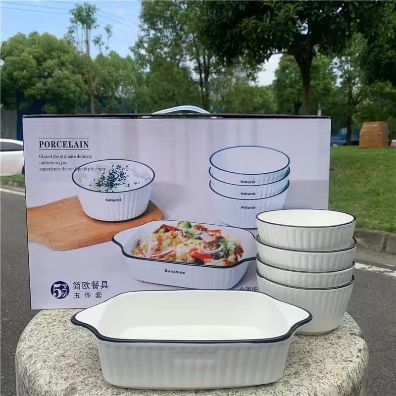 Pure White Striped High-End Ceramic Dinnerware Set, Complete with Bowls, Plates, and Fish Plates, in a Gift Box, Japanese-Style Gift