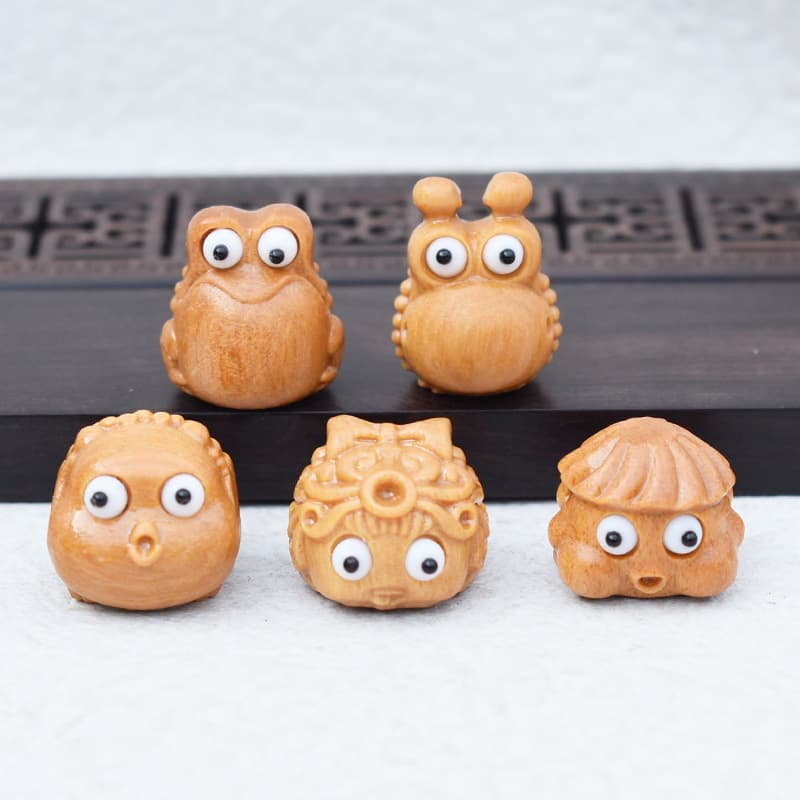 Cute Barbie Tan Guagua Brings Wealth - IY Jewelry Pendant Keychain Car Pendant Bag Hanger Creative Lotus Leaf Golden Toad