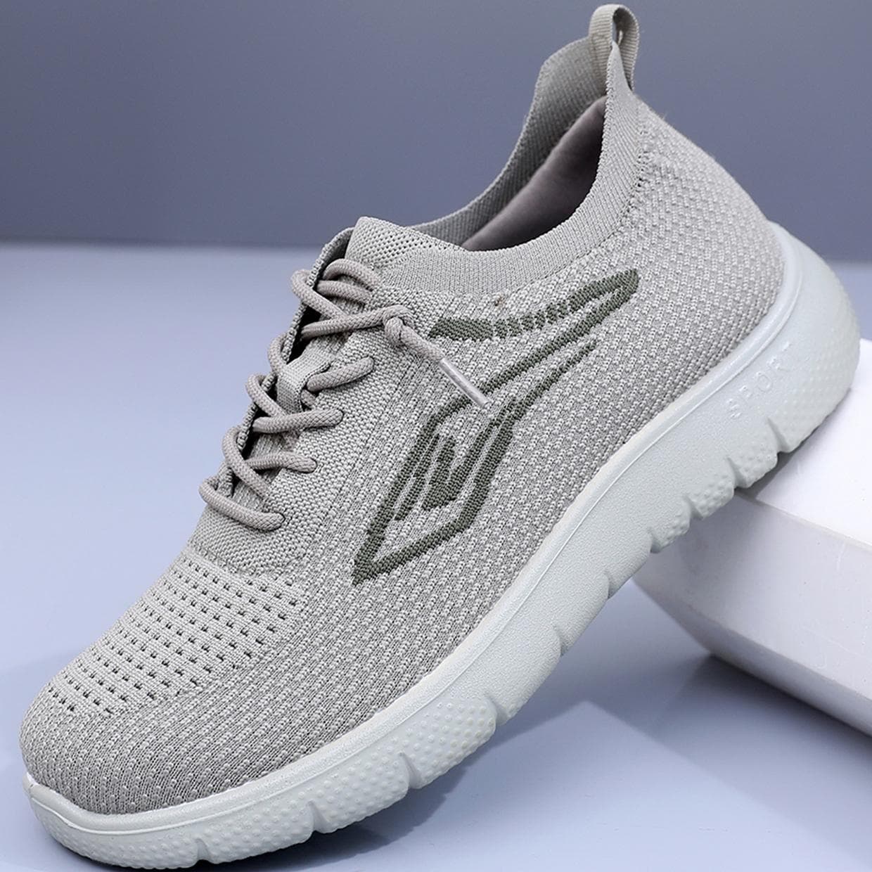 Shoes for men spring, summer and autumn new custom-made mesh breathable single shoes comfortable soft sole non-slip men's shoes step-on dad shoes