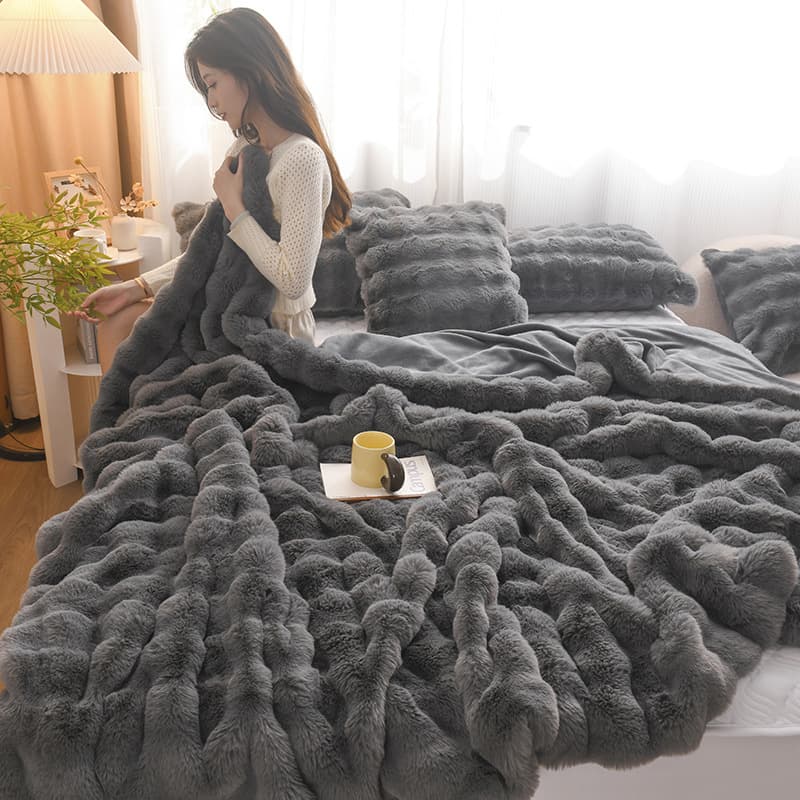 Overseas Trade Tuscan Rabbit Velvet Blanket, Autumn/Winter Thick Bubble Velvet Throw, Plush Rabbit Fur Sofa Nap Cover