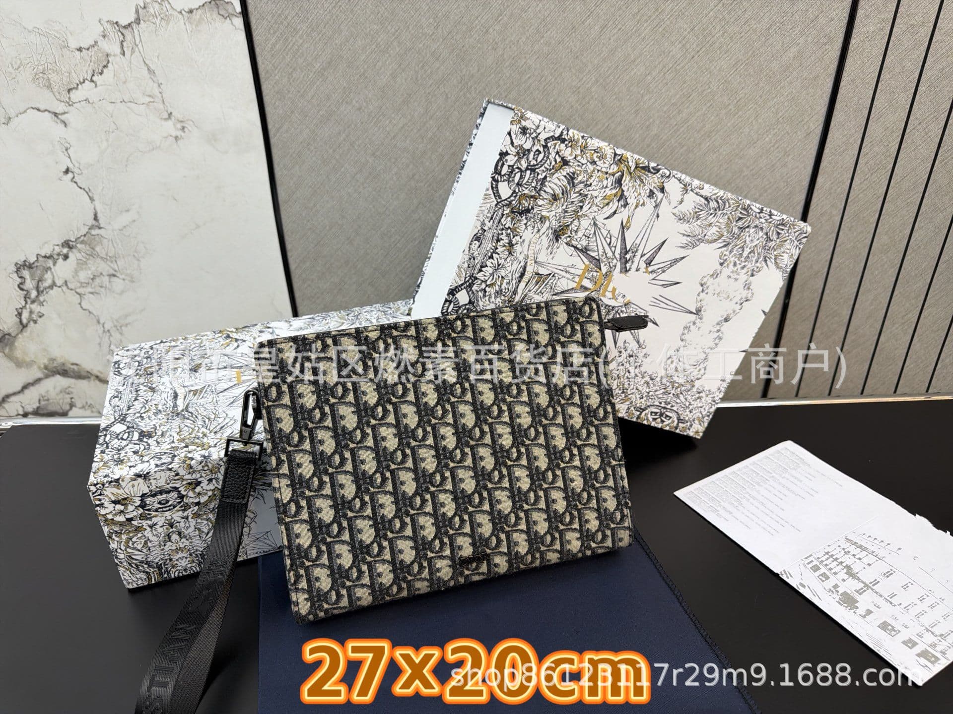 In Stock Fall Amazon 2025 Crossbody Bag Vintage Versatile Small Bag Textured Pattern Shoulder Handheld Square Bag