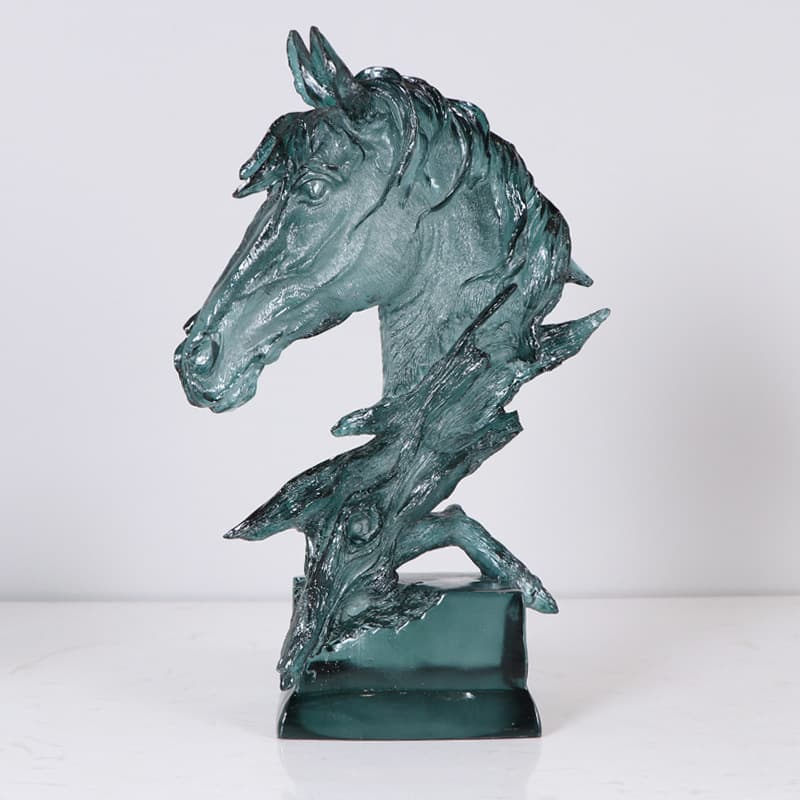 Designer Light Luxury Horse Head Decorative Sculpture Ornament for Office High-End Decor Executive Premium Gift