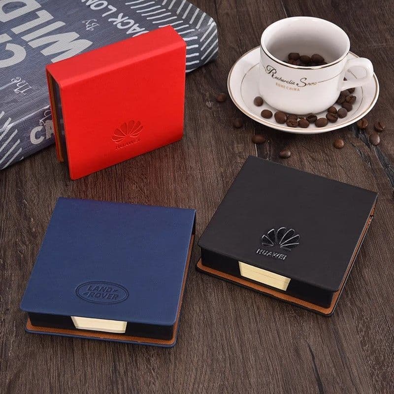 Small sticky notes can be carried at any time in the note book. Customized business office note box with multi-functional note paper.