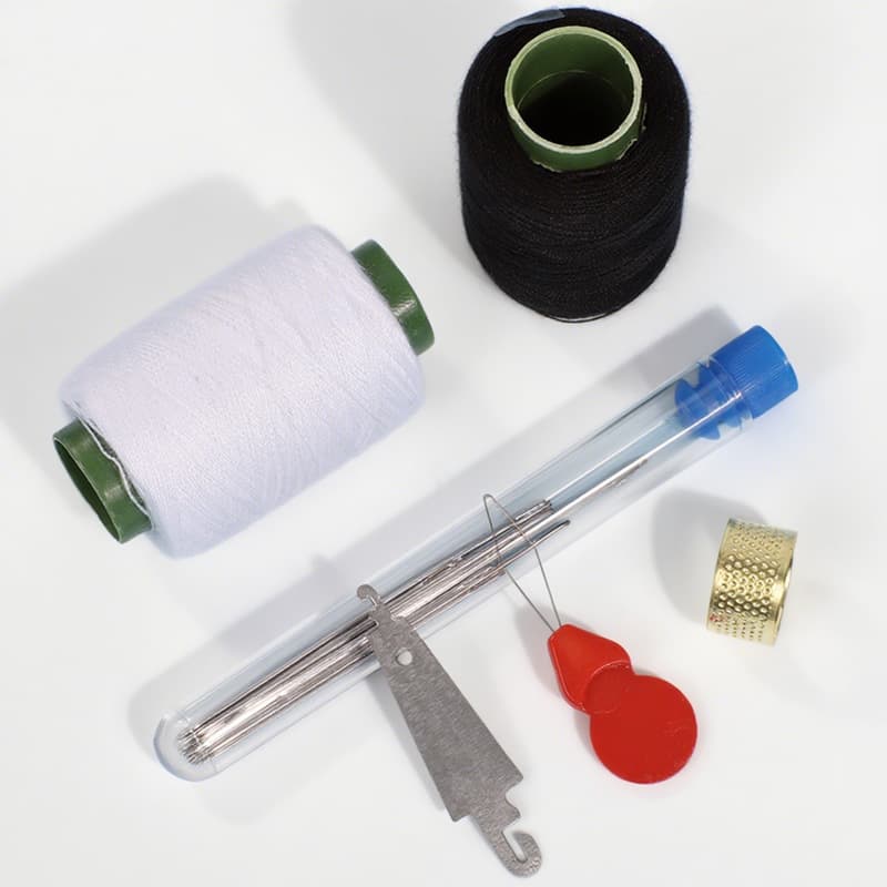 Household hand sewing hand diy sewing thread sewing clothes needle thread multi-color black and white needle thread sewing machine thin thread durable