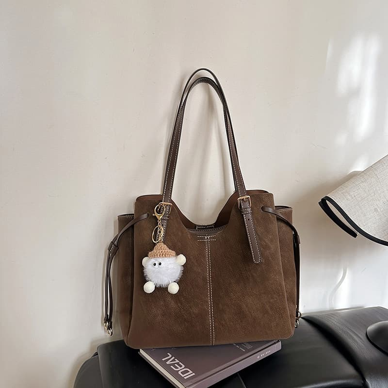 Trendy Cross-Border Commuter Tote Bag for Women, Large Capacity, Stylish and Versatile, Fashionable Casual Shoulder Bag