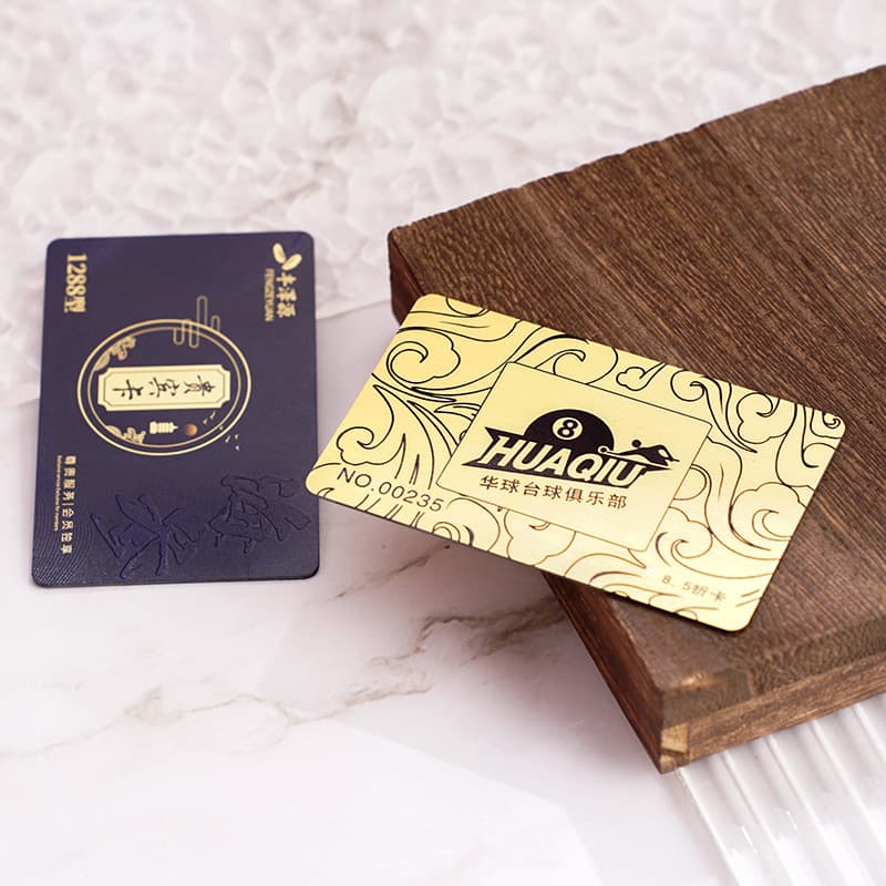 Making PVC embossed brushed gold card black material card hot stamping UV VIP card recharge VIP membership card NFC chip card