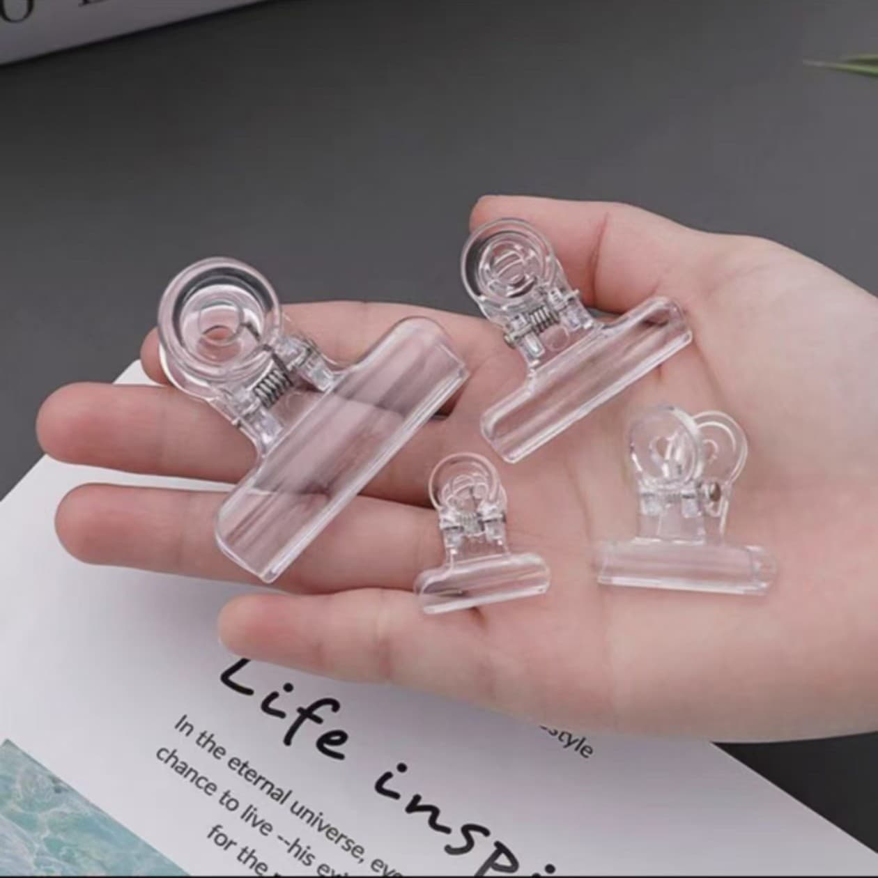 Minimalist transparent plastic clip high aesthetic student test paper spring round clip test paper file storage classification clip
