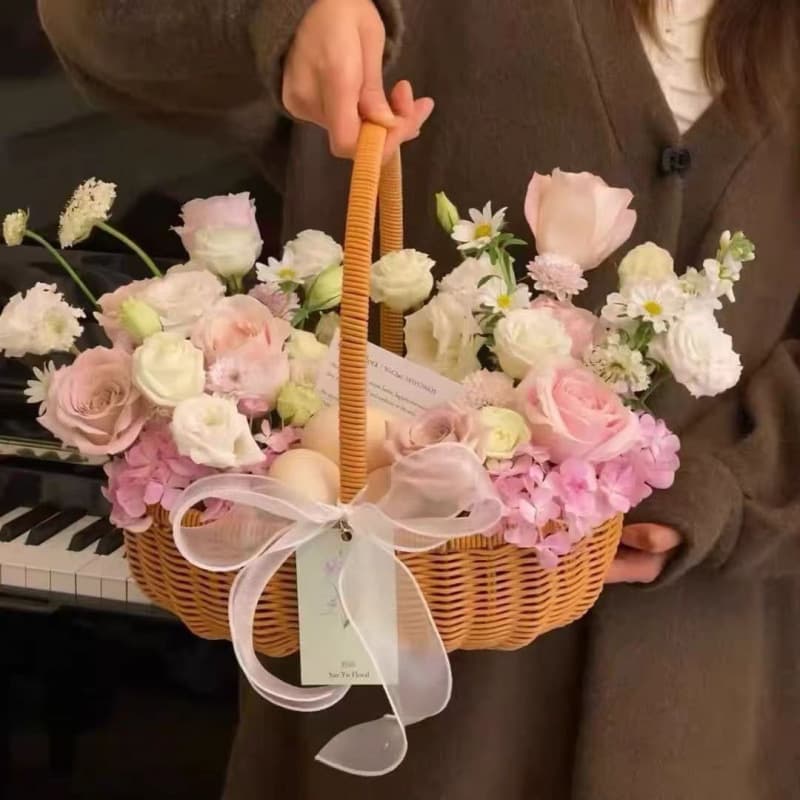 Rattan Handheld Flower Basket Gardening Floral Arrangement Postpartum Handmade Egg Fruit Fresh Flower Woven Basket Mori Style Wholesale Independent Site