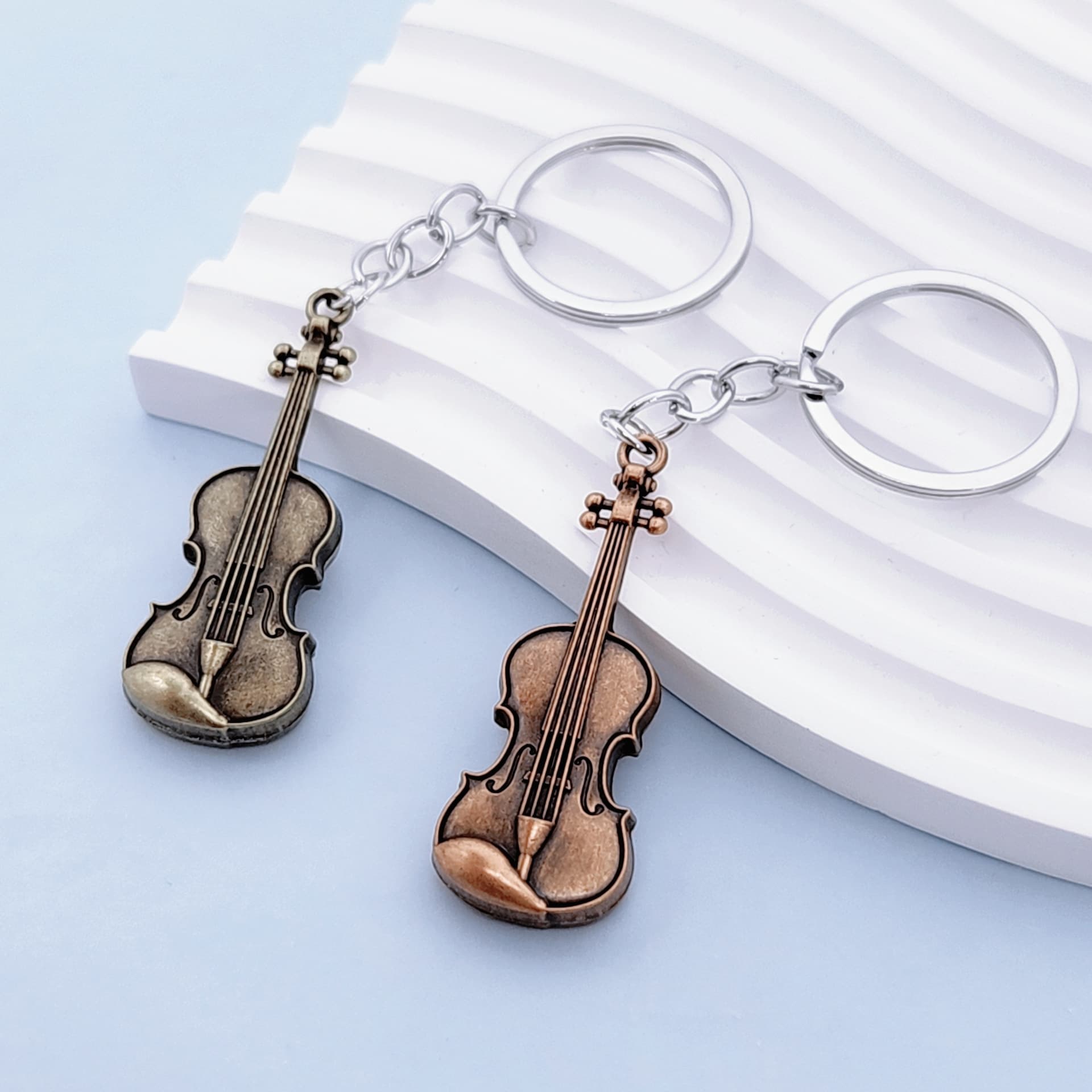 Vintage Guitar Violin Keychain Pendant Musical Instrument Decoration Wholesale Earrings for Cross-Border Trade