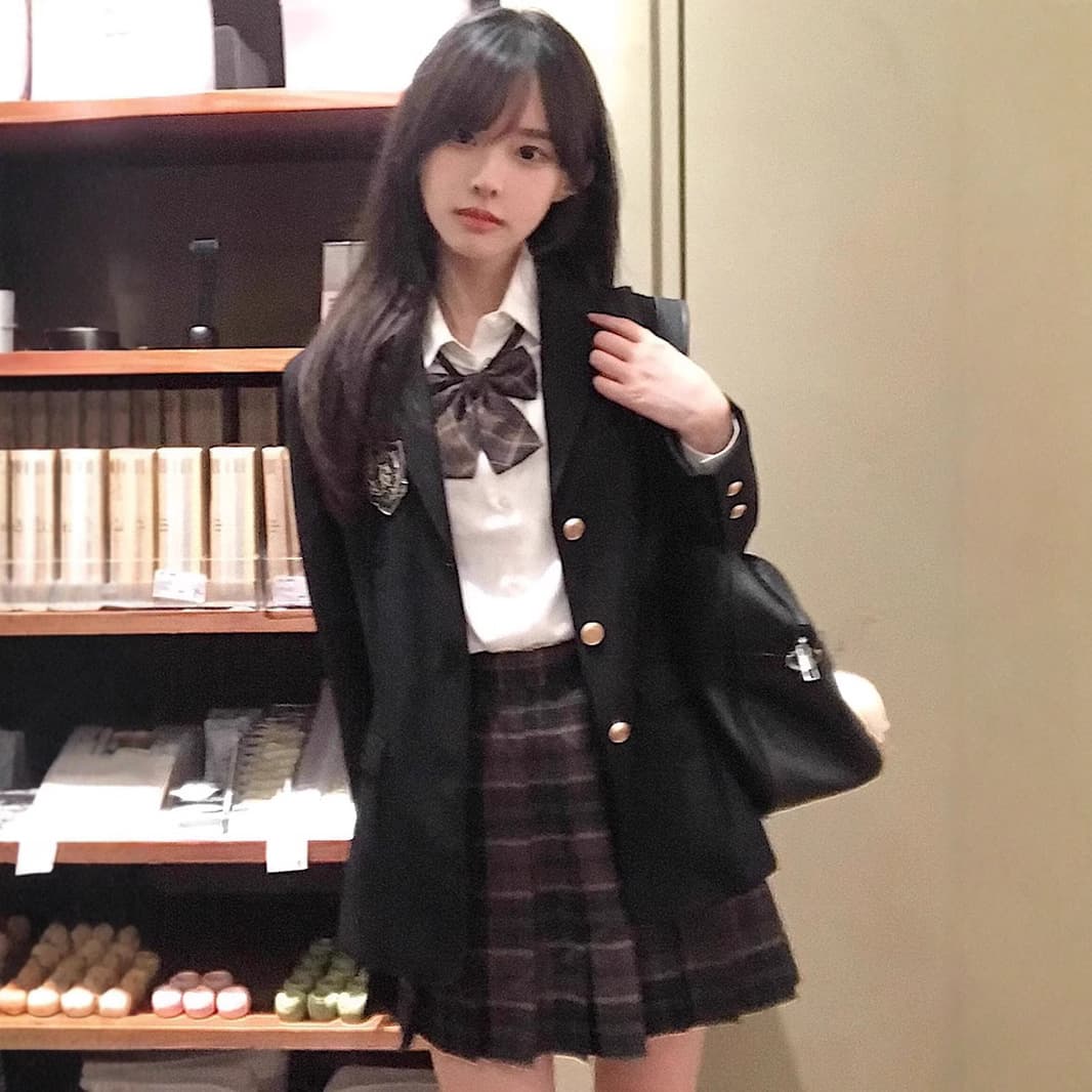 Original Authentic Japanese-Style Women's Three-Button Blazer Jacket, School JK Uniform, Solid Color, Slim Fit with Shoulder Pads