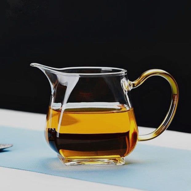 New Eagle Spout Fairness Cup, Home Thickened Glass High-End Tea Sea, Premium Tea Dispenser, High Borosilicate Glass Fairness Cup