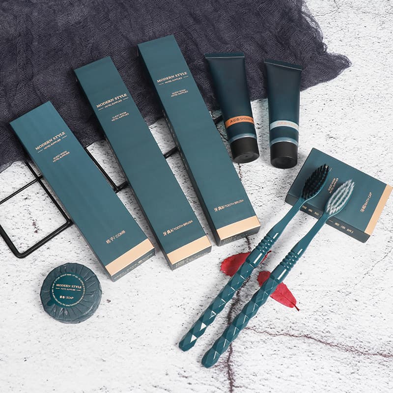 Wholesale Logo Customization for Disposable Toiletries Set, Home Use, Guest Hospitality, Hotel-Specific Toothbrush with Toothpaste