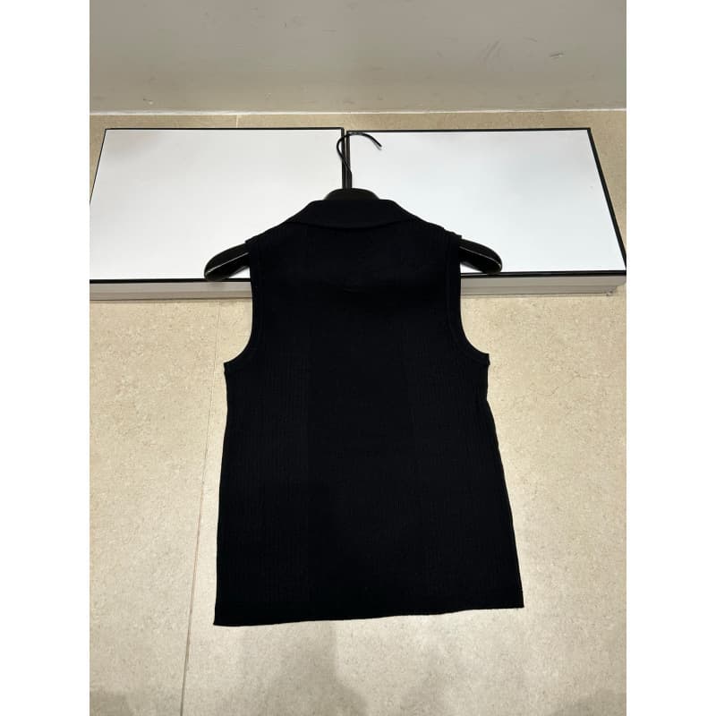 2026 New Summer Style Knitted Trendy Brand M Letter Bow Lapel Sleeveless Vest Slim Fit Women's Top