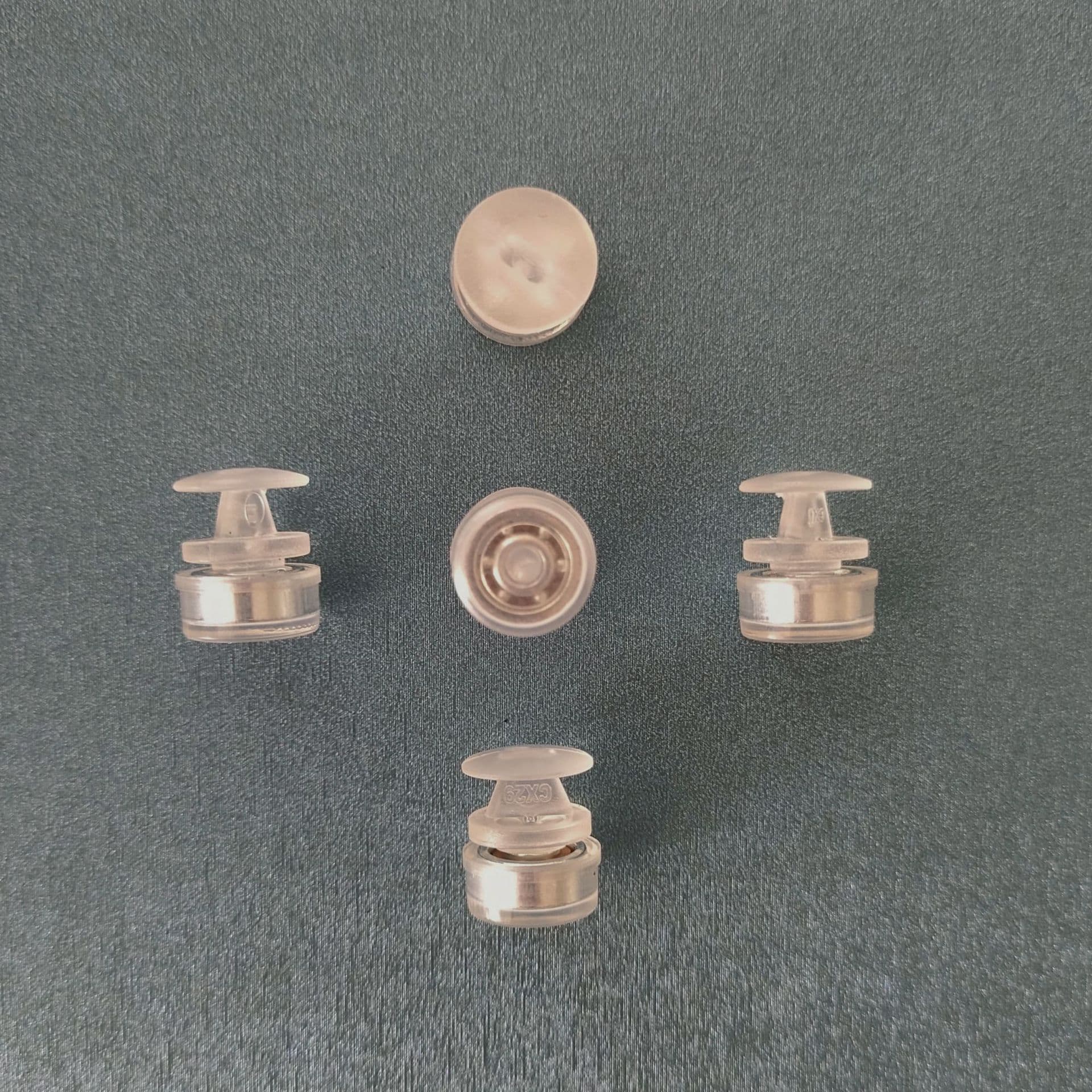 Popular swivel bearing buckle for DIY perforated shoes, beach bag accessories, and bottom buckle.