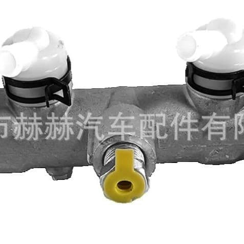 47201-36430 and 47201-36390 are applicable to Toyota brake master cylinders.
