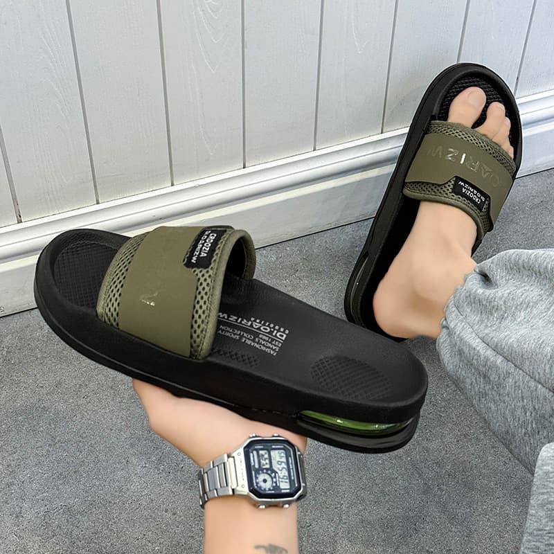 High-Quality Large Size Air-Cushioned Slippers for Outdoor Travel And Home Use Comfortable Casual EVA Slippers Suitable for Men