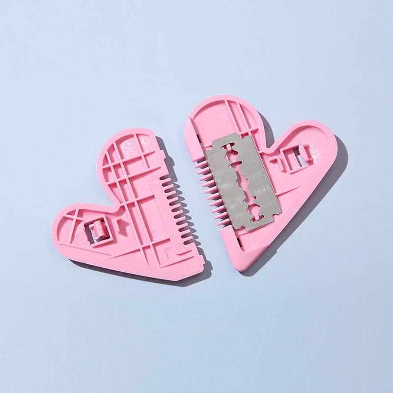 Wholesale and Drop Shipping of Cute Children's Heart-shaped Bangs Trimmer, Safe Hairdressing Comb, Double-sided Texturizing and Trimming Knife
