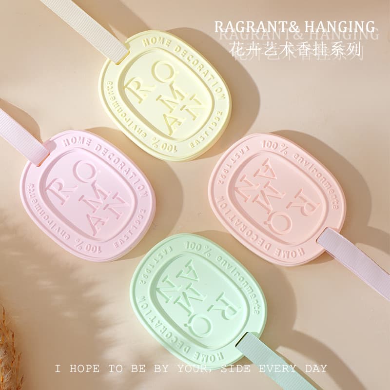 Car Solid Aromatherapy Plaster, Indoor Wardrobe Scented Paste and Disc Hangers, Souvenir Accessory Set for Holiday Gifting