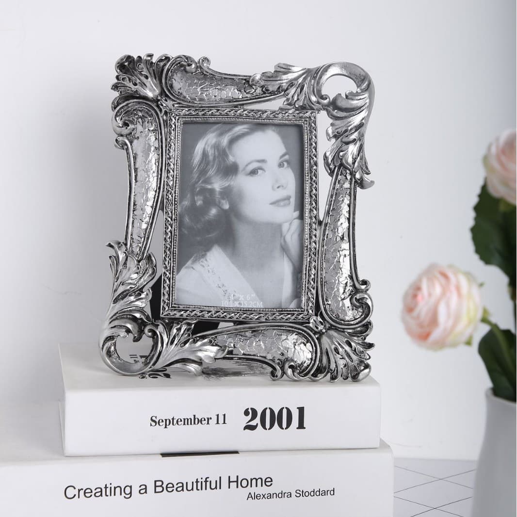 6-inch horizontal and vertical silver photo frame for table setting, European style elephant frame ornament, exquisite vertical wedding photo small picture frame