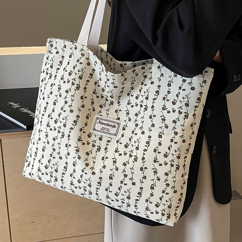 2024 Single Shoulder Handheld Fashion Floral Versatile Bag New Casual Tote Bag Large Capacity Commuter Bag