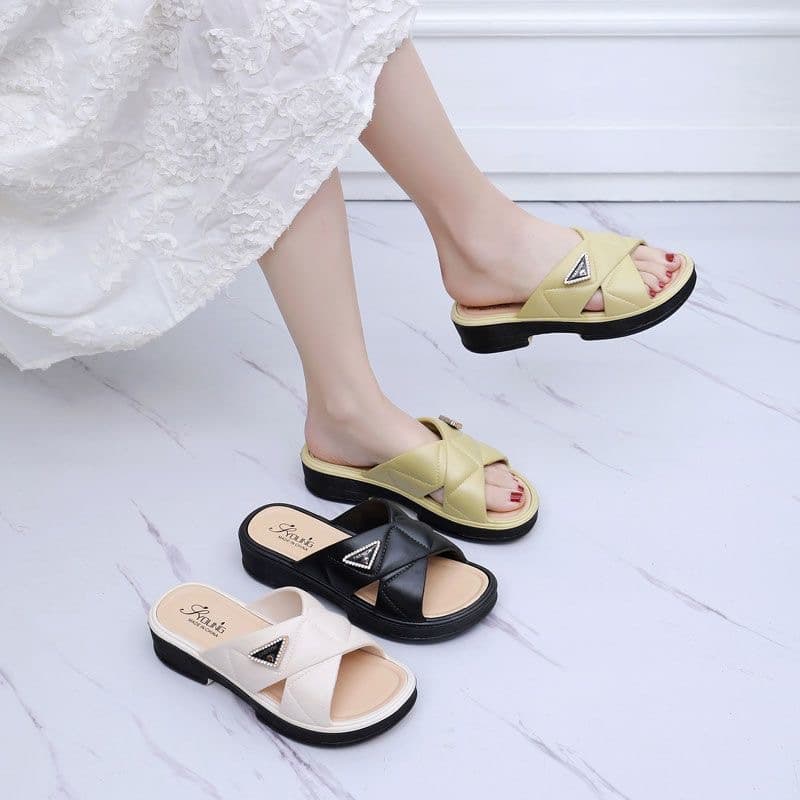 Simple Women's High-Heel Slippers Lvhong 2322 Summer Outdoor Casual Thick-Soled Soft Insole Mother's Sandals