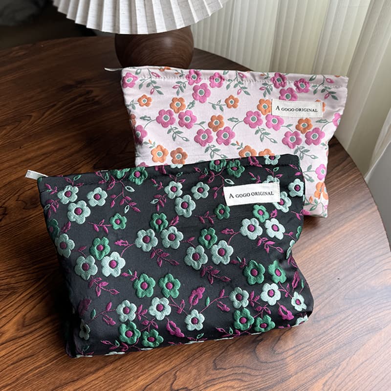 Ins Small Plum Blossom Makeup Bag Black Floral Portable Large Capacity Skincare Organizer Travel Canvas Toiletry Bag