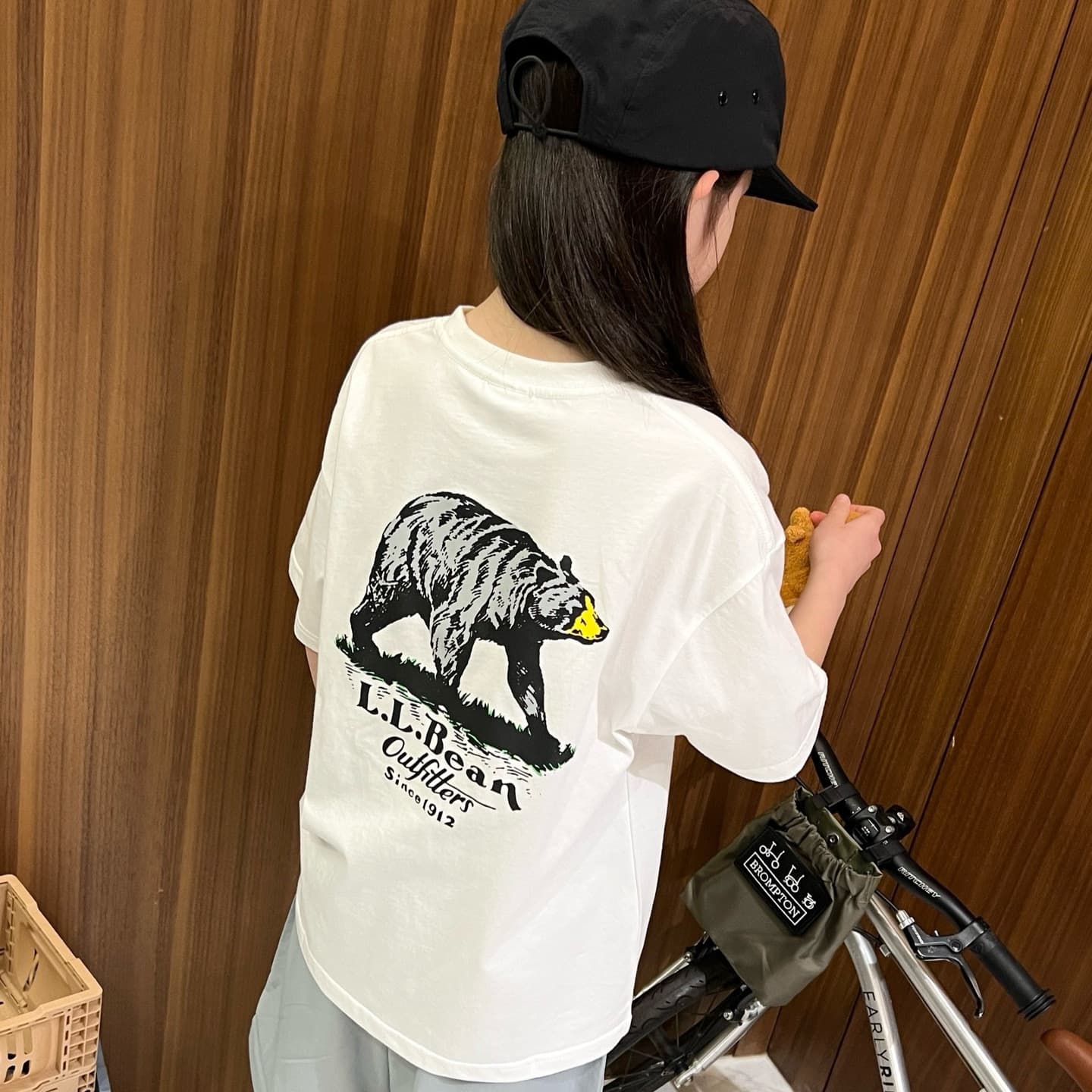 26ss Japanese outdoor style bear print T-shirt for boys and girls, children's pure cotton short-sleeve, children's pocket print T-shirt
