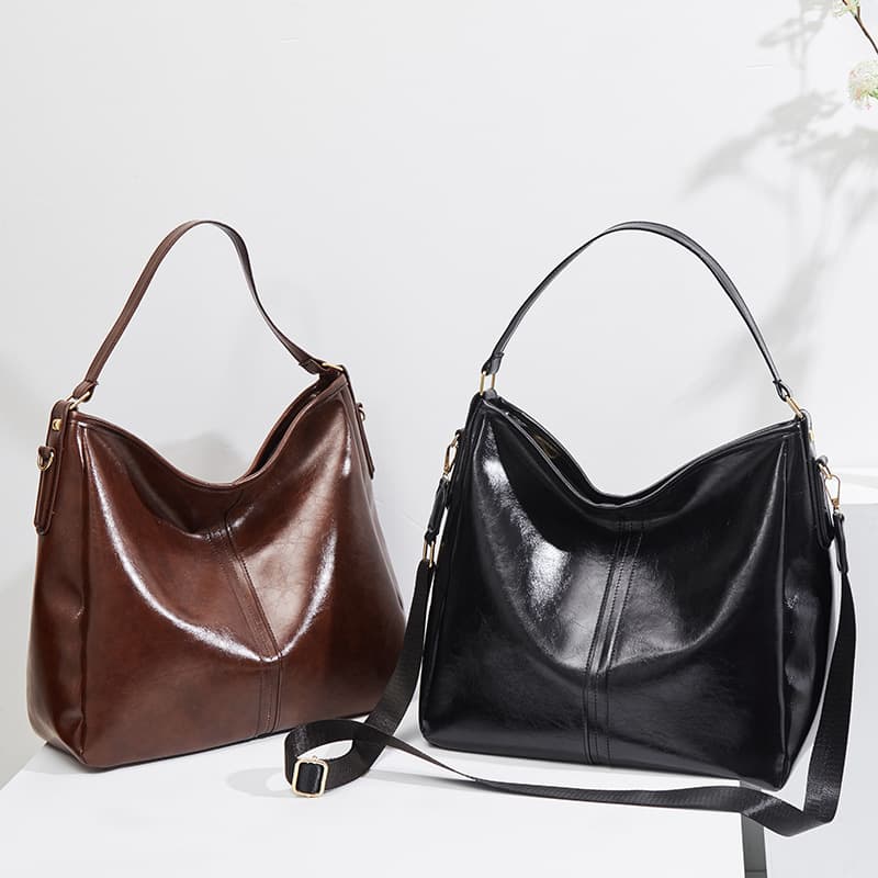 Popular oil leather large capacity tote bag 2026 European and American new VR mummy bags quality PU tote bag