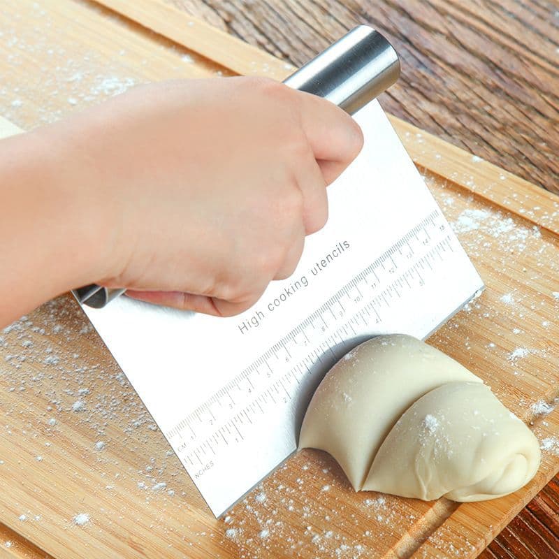 Manufacturer Wholesale Stainless Steel Large Dough Scraper Cake Rice Noodle Cutter Baking Knife Household Kitchen Supplies